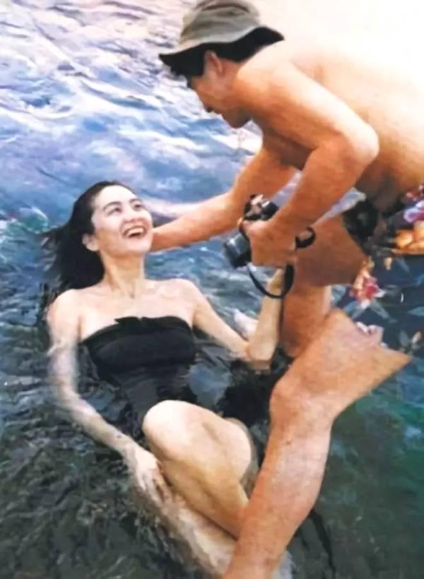 王菲的瀟洒與林青霞的傻,一首《滾滾紅塵》道盡74年演藝圈愛恨史