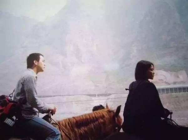 王菲的瀟洒與林青霞的傻,一首《滾滾紅塵》道盡74年演藝圈愛恨史