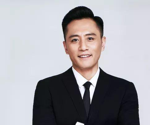 一輩子不離不棄!妻子生病「他放棄正在高峰期的事業」 全心伴她一顧就是3年