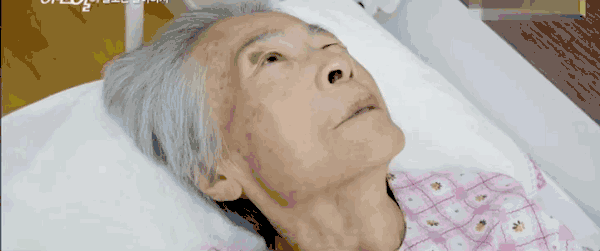哭到不能自己!老婆失憶10年兩個兒子都出事 87歲的他已經「苦了24年」:光是活著已拼盡全力