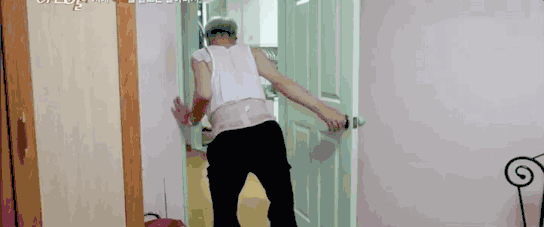 哭到不能自己!老婆失憶10年兩個兒子都出事 87歲的他已經「苦了24年」:光是活著已拼盡全力