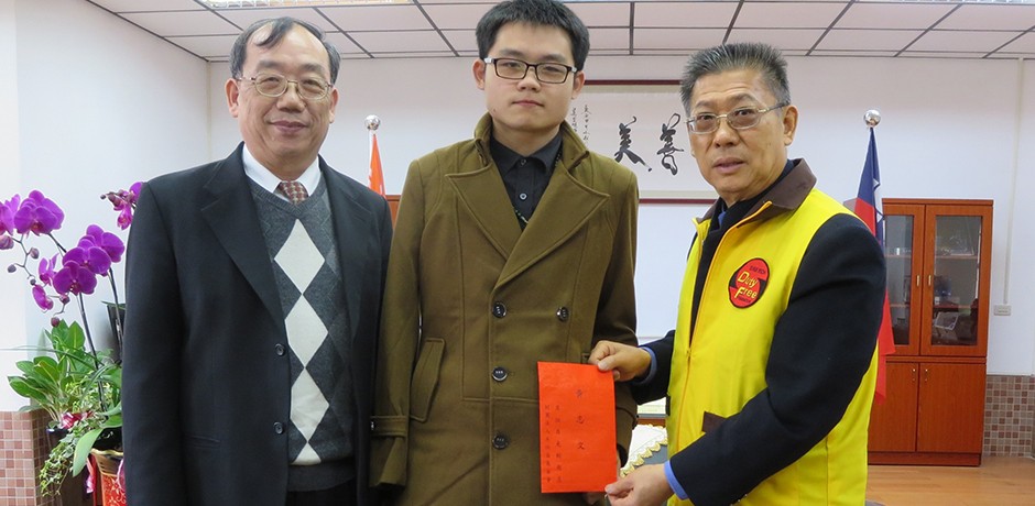 只有國小畢業！從皮件學徒變身免稅店大王　昇恆昌老闆「一路苦過來」不忘回饋社會