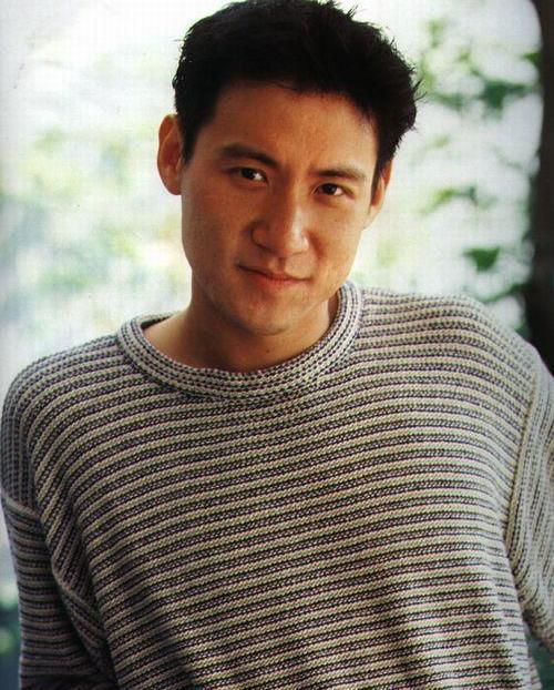 她只是《與龍共舞》女配角 卻被張學友「寵愛22年身價過億」 網友直呼:婚姻最美的樣子