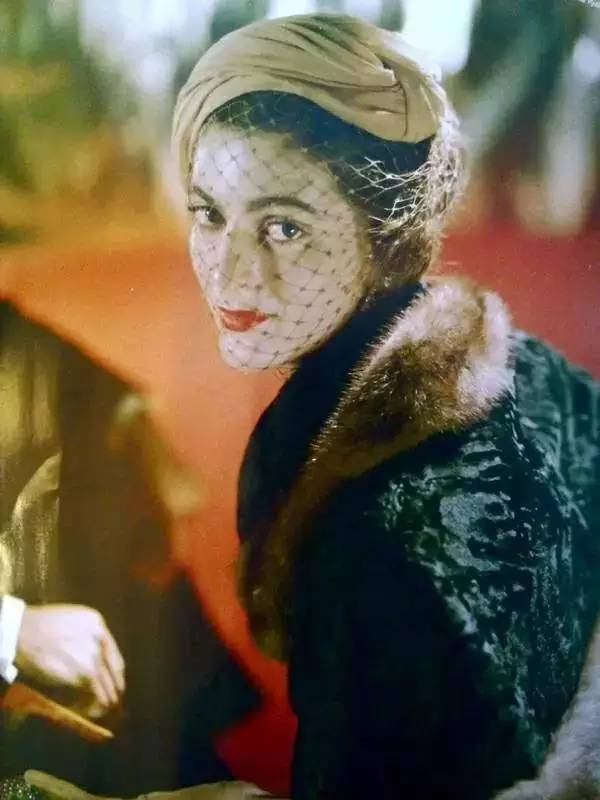 豔壓群芳！87歲超模「一年只花120塊」買保養品　拍攝寫真「身材仍如少女」不老秘訣大曝光　