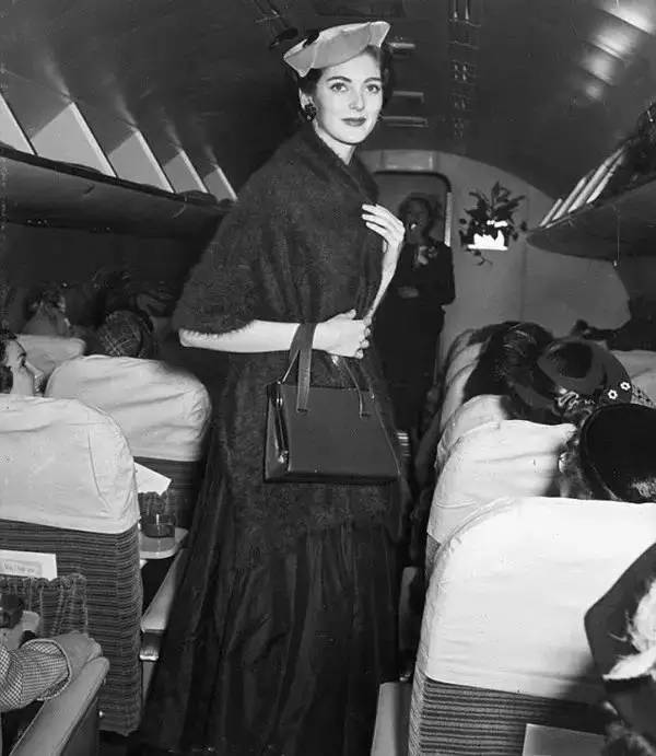 豔壓群芳！87歲超模「一年只花120塊」買保養品　拍攝寫真「身材仍如少女」不老秘訣大曝光　