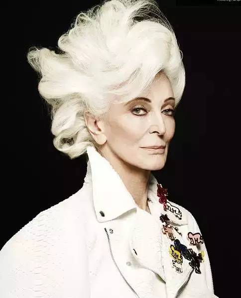 豔壓群芳！87歲超模「一年只花120塊」買保養品　拍攝寫真「身材仍如少女」不老秘訣大曝光　