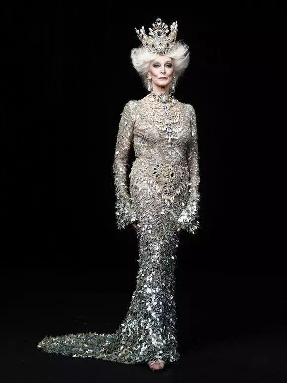 豔壓群芳！87歲超模「一年只花120塊」買保養品　拍攝寫真「身材仍如少女」不老秘訣大曝光　