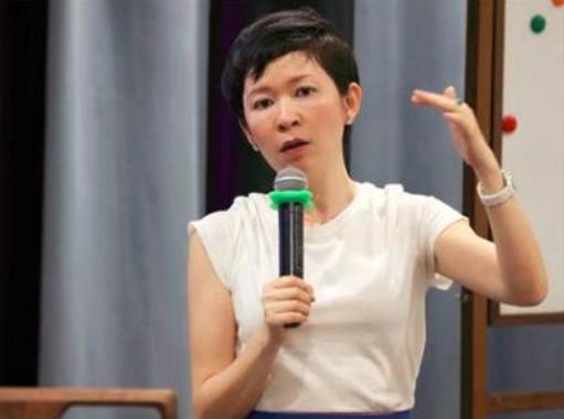 跟隨馬雲19年！她「從客服人員做到副總裁」再累也不喊苦  如今身家飆到20億：堅持就是勝利