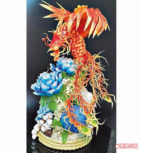 安檢重摔「火鳳凰」拉糖選手機場痛哭！師嘆「自費選手悲哀」參賽到底：我們是台灣人