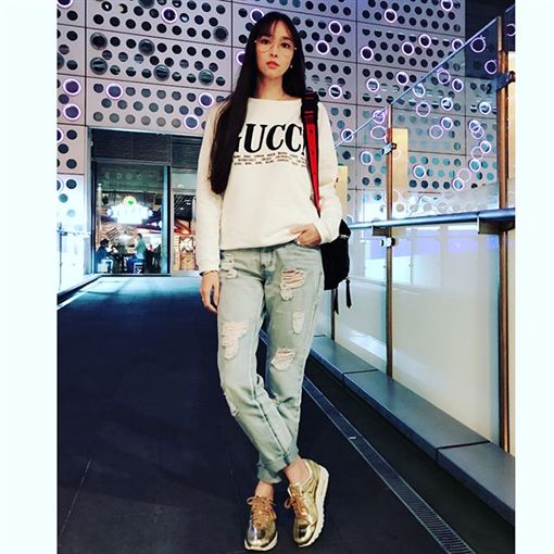 生3胎名份飛了！吳佩慈老公傳「熱戀22歲女」她吃醋翻臉　新歡侵門踏戶「直接宣示主權」