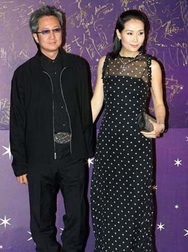 25歲嫁入豪門「多年膝下無子」　出道38年零緋聞「55歲要啞忍丈夫偷吃」