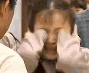 還記得《情深深雨濛蒙》可雲？當紅閃嫁導演隱退　如今44歲被寵成公主住「瀑布豪宅」