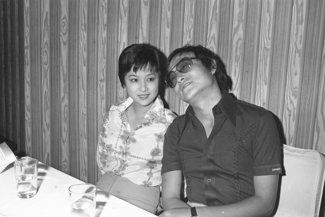 82歲謝賢與小49歲女友分手！談當年甄珍變心表示「不怪她」 用三個字形容劉家昌