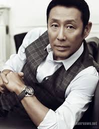 剛畢業就成知名電視台主持人！不顧家人反對嫁給窮小子　如今丈夫成影帝