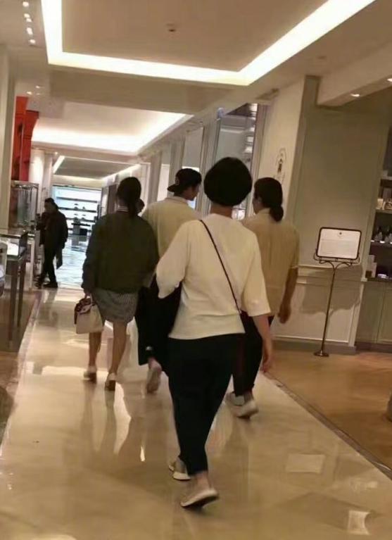 童話故事是真的！宋慧喬結婚一周年　店家爆料宋仲基「婚前追老婆舉動」根本寵妻達人