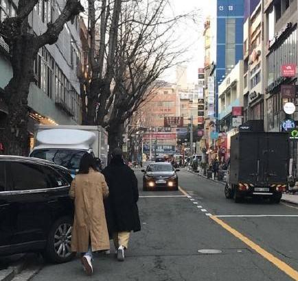 童話故事是真的！宋慧喬結婚一周年　店家爆料宋仲基「婚前追老婆舉動」根本寵妻達人