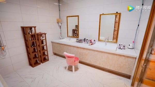 《延禧》最美妃子「豪宅曝光」驚見汗蒸房！「進去千萬別迷路」被老公寵成公主