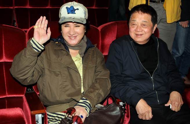 老公才剛走!楊麗花被爆「根本沒有名分」早已離婚 2年前「那一段婚外情」讓她徹底心寒