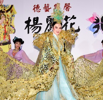 才剛挺過婚變！楊麗花老公「敵不過病魔走了」享壽80歲　身後留下「數十億家產」處理有難度