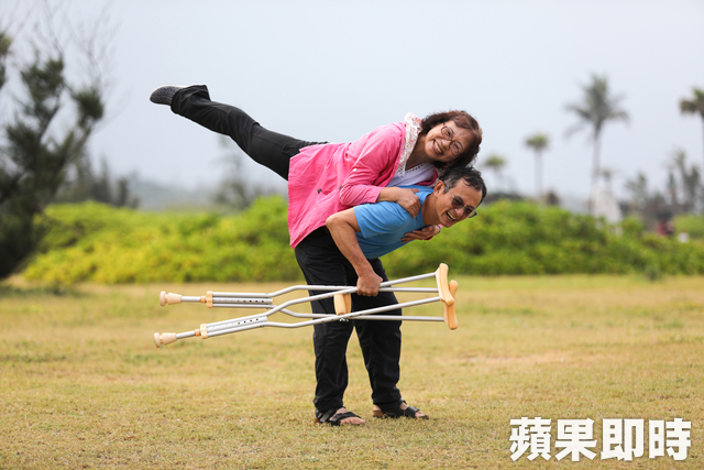 蠻牛先生情牽獨腳妻24年！不顧家人反對牽手走婚姻路  鼓勵妻子「成為國際舞后」活出精采人生