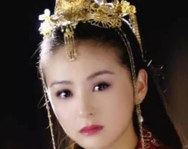 有眼光！富豪狂追「古裝第一美人」10年都被拒   卻因「對父親的真心」感動甜嫁
