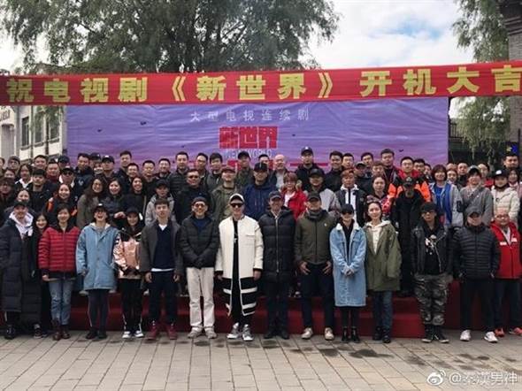 我媽的偶像回來了！ 瓊瑤男神「秦漢72歲近照」曝光  新作品開拍帥到粉絲尖叫