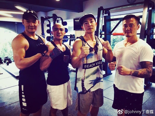 新戀情認證？小禎被直擊「揪新歡出國慶生」連爸爸都出動了　18親友助陣「海放李進良在台灣」