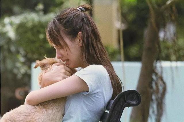 豪門夢碎！22歲為李嘉誠之子生3子沒名分　如今30歲成為單親媽媽的「她」重新復出