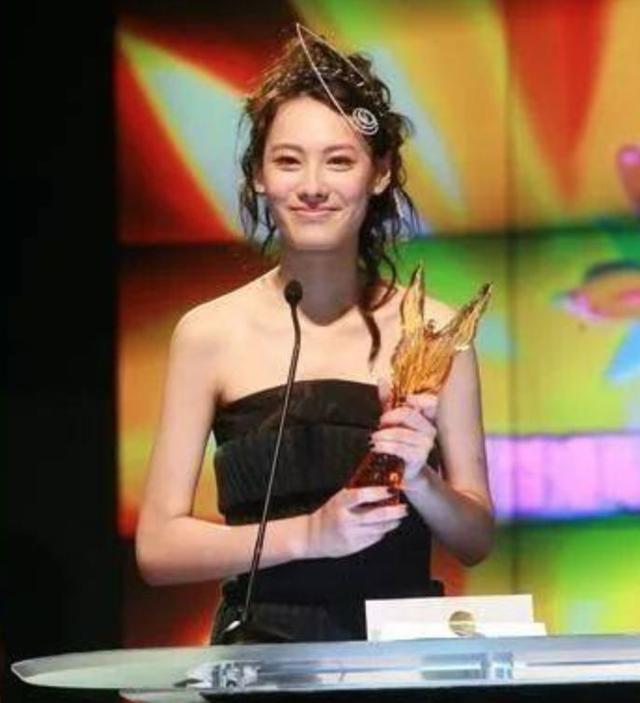 豪門夢碎！22歲為李嘉誠之子生3子沒名分　如今30歲成為單親媽媽的「她」重新復出