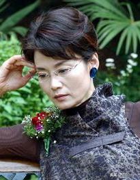 上世紀令人驚嘆的美女!有著不幸童年「為事業和相愛老公離婚」 如今63歲仍膝下無子