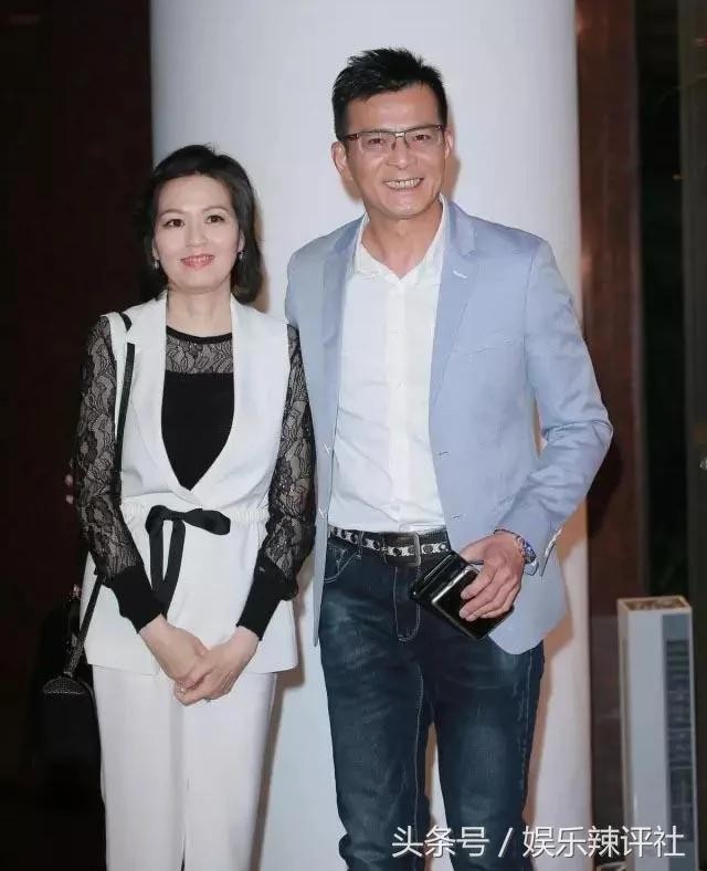 30年愛妻舊疾復發!「喬峰」黃日華工作全推專心照顧 半年「散盡800萬」:要她陪一生一世