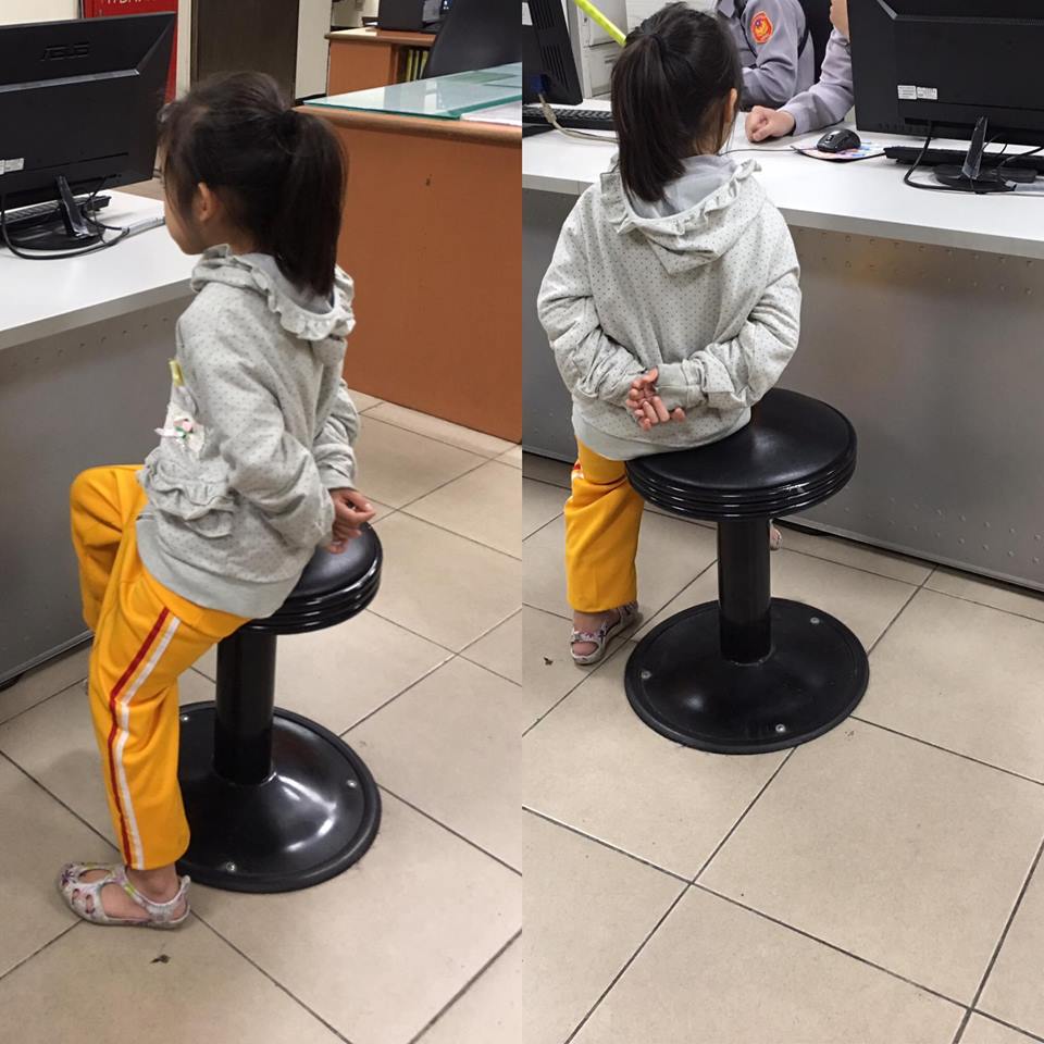講100遍也沒用！6歲女兒「總是忘記安全帽」逼媽媽出招　送警局叔叔一開口「讓她哭著跑出來」