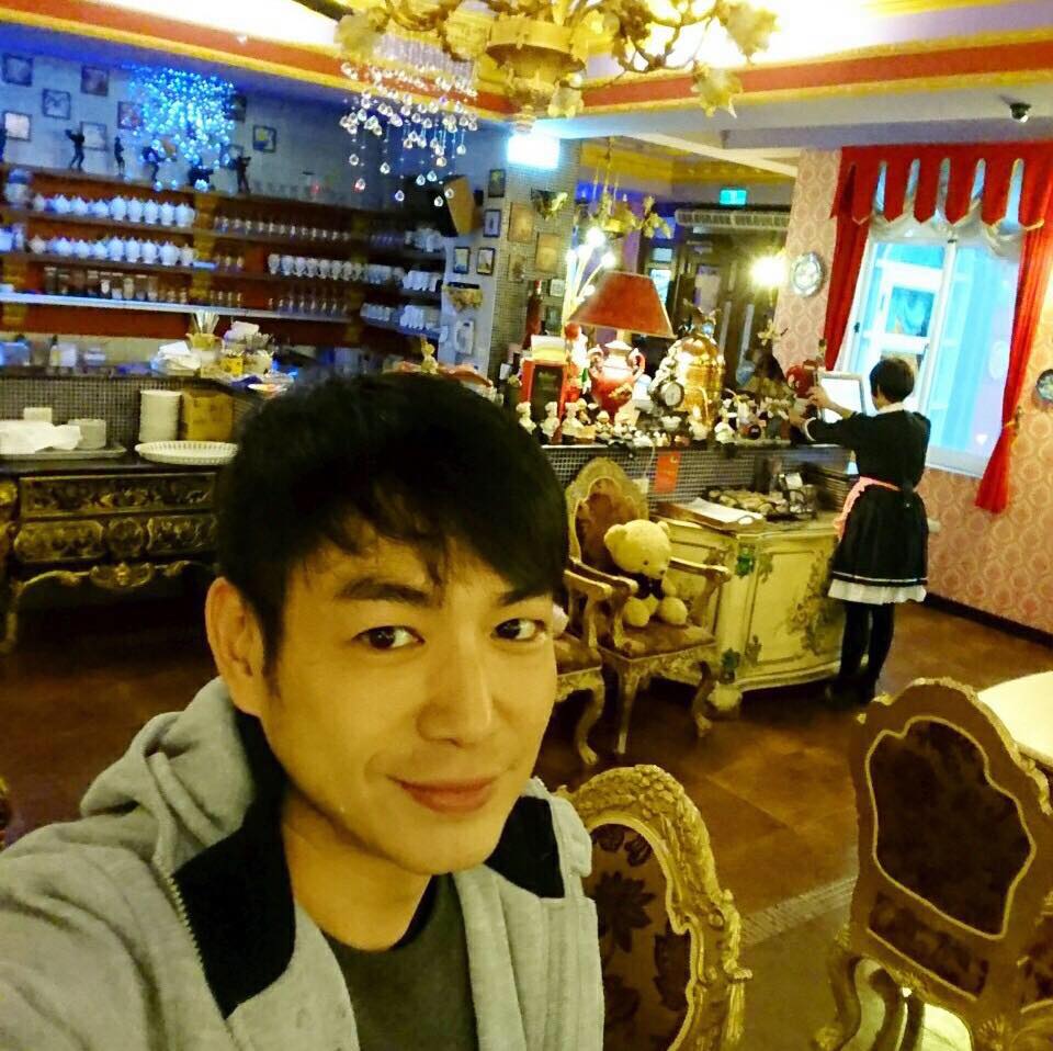 《戲說台灣》10年班底「三度道歉」遭演藝圈冷凍!如今轉成「夜市型男」擺攤維生