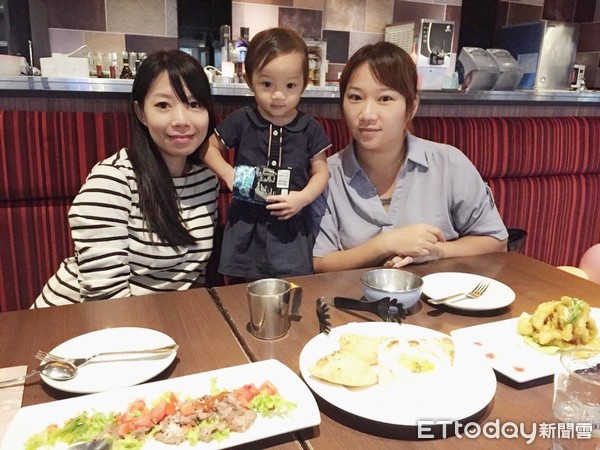 終於見到她！維冠大樓倖存媽媽「3聖筊找轉世女兒」　投胎修復師家「一見到前世生母」開口讓人落淚