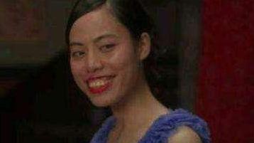 還記得《功夫》裡的齙牙珍嗎?被星爺給騙了,生活照曝光超漂亮