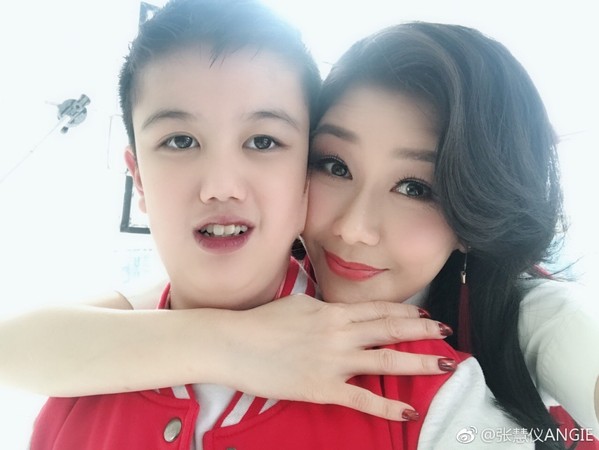 女星收養特殊孩子「捨三段感情」拒富商追求!憶當時兒術後不認得她:切膚之痛