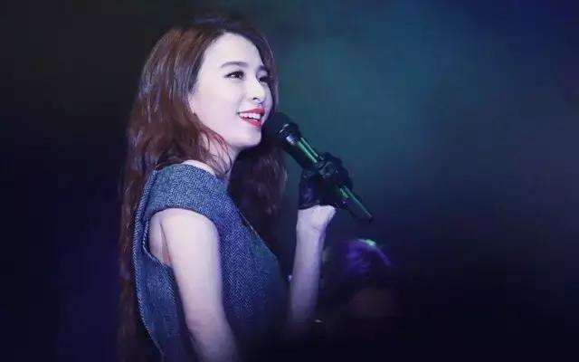 她是林俊傑得不到的女人,周杰倫曾愛慕她,今35歲依然單身美如花!遇見你是最大的幸運!