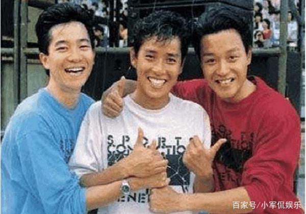 「昔天王巨星」遇行車意外被妻子留在養老院!親戚朋友幫助帶他走出困境