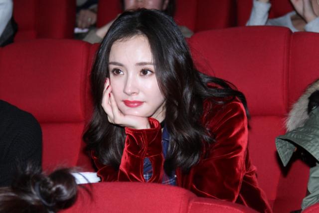 楊冪、劉愷威正式宣布離婚!楊冪婆婆公開評價兒媳婦「私下真實樣貌」 網友:聽後心酸