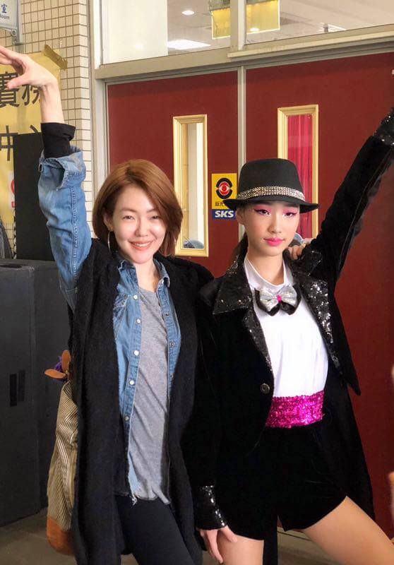 小S兩女兒都是舞蹈冠軍!12歲女兒「大長腿美照」好辣 她開心炫耀:我太會生了