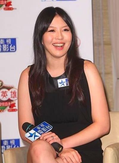 劉品言天生易胖「肥到被誤認懷孕」！8年來「減肥搞錯方向」現在瘦出11字肌辣翻：別被瘦綁架！