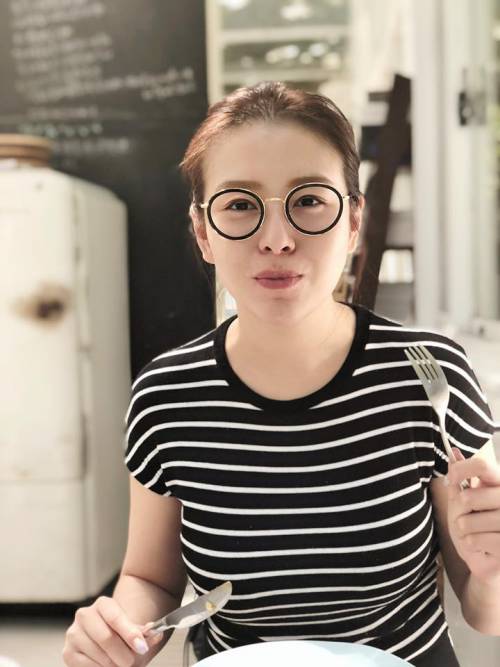 劉品言天生易胖「肥到被誤認懷孕」！8年來「減肥搞錯方向」現在瘦出11字肌辣翻：別被瘦綁架！