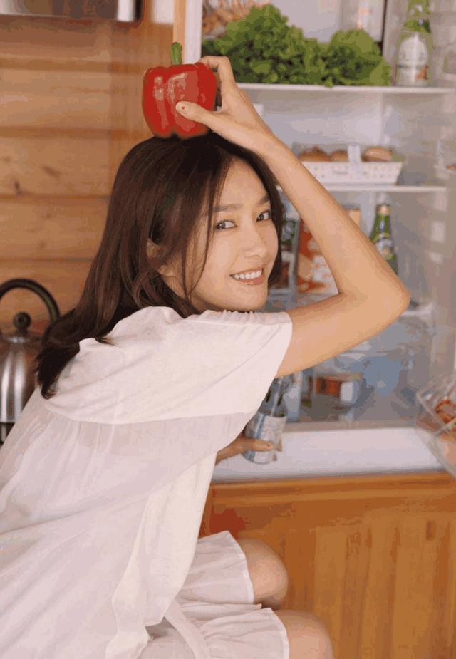 從知畫美到富察皇后！37歲秦嵐公開「少女身材保養秘訣」　單身不怕老：結婚是為了什麼？