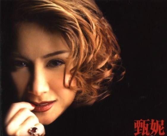 丈夫離開4年後生下一女!曾因長太美被退學婚後「女兒身世」眾人議 今長相公開眾人淚:情深義重