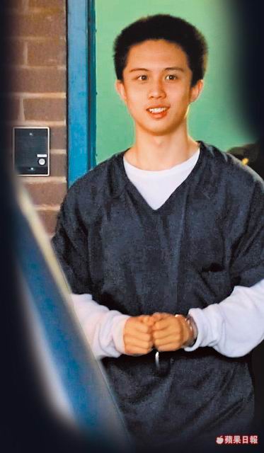 花3千萬救子狂被嗆!狄鶯被網友酸:「快退演藝圈別再惹事」 她忍不住「跟一大票酸民槓上」