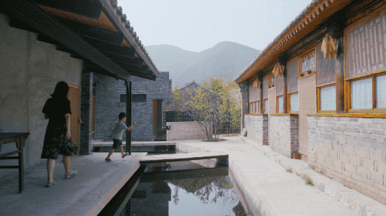 這才叫退休！山中3年他把「破房改造漂亮小院」　「四季不同美」活的比現代人愜意