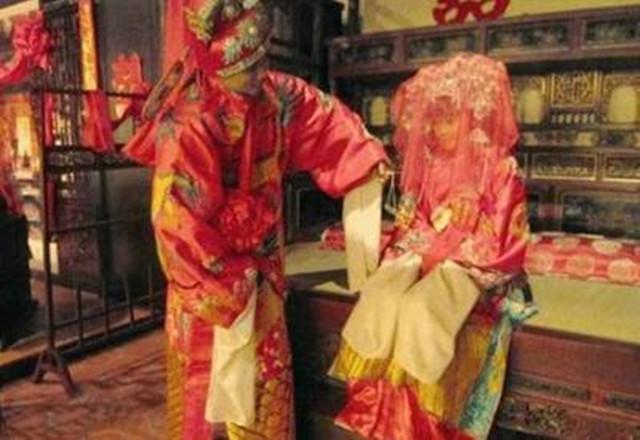 皇帝為了羞辱宰相,將50歲的乳母嫁給他,結婚當晚他激動得三喊「萬歲」!