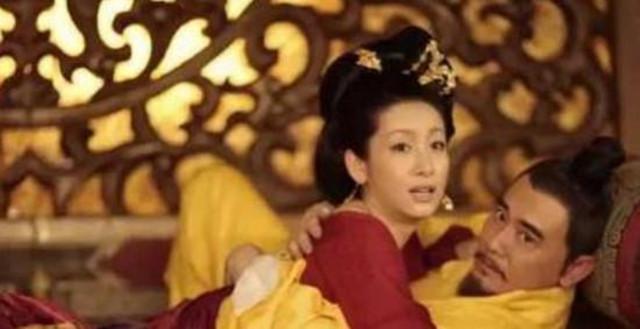 皇帝為了羞辱宰相,將50歲的乳母嫁給他,結婚當晚他激動得三喊「萬歲」!