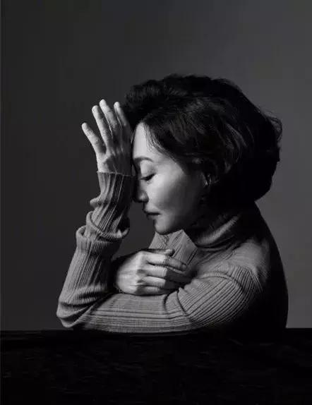 一出生就家道中落! 3歲乞討13歲當舞女 22歲「封為影后」連章子怡也敬佩:她是神