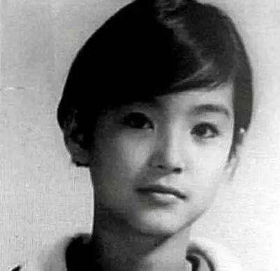 快速作答:明星童年照,我只認出了劉德華和林志穎,全認出來的厲害了!